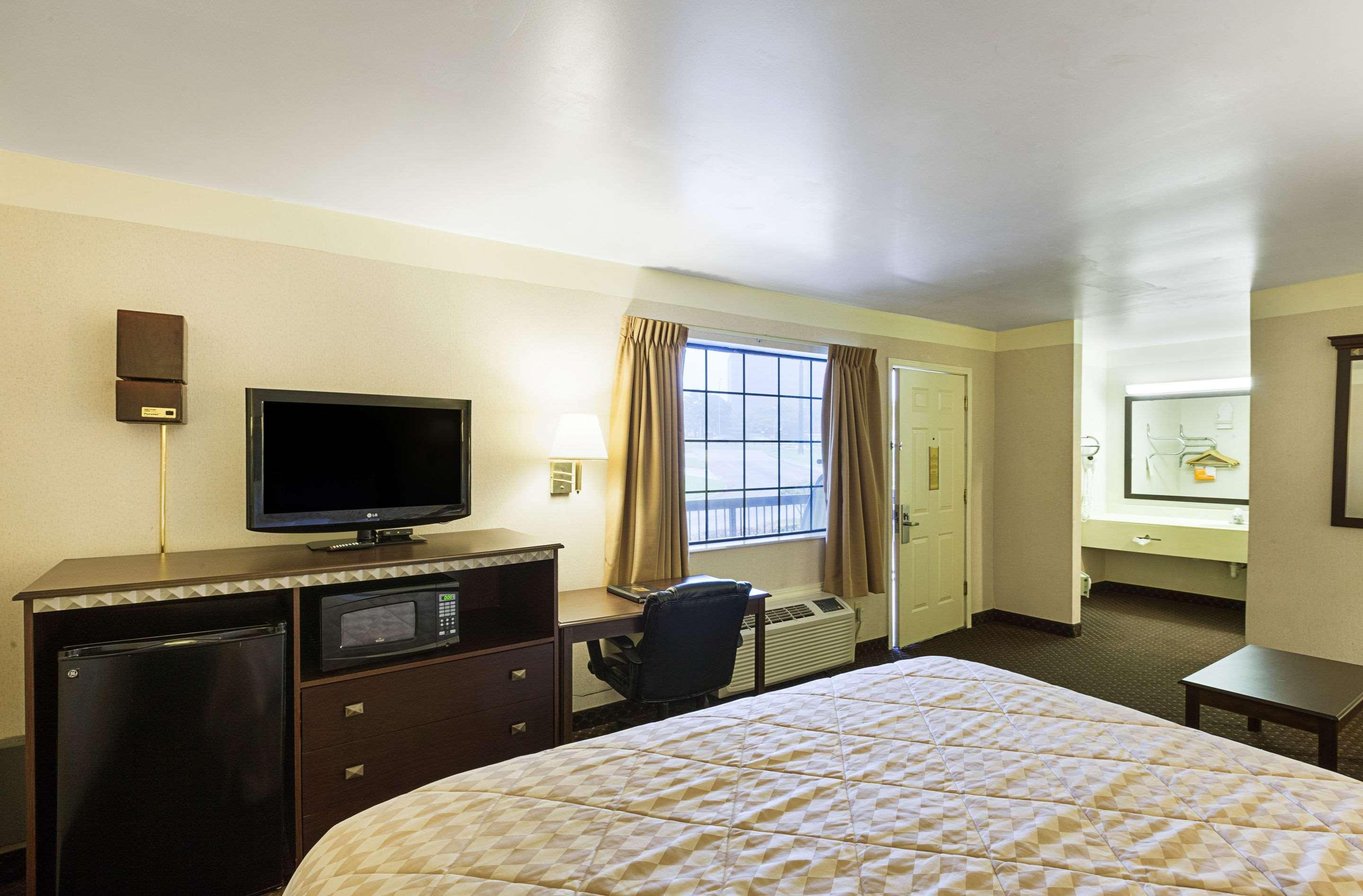 Quality Inn Near Medical Center Сан-Антонио Экстерьер фото