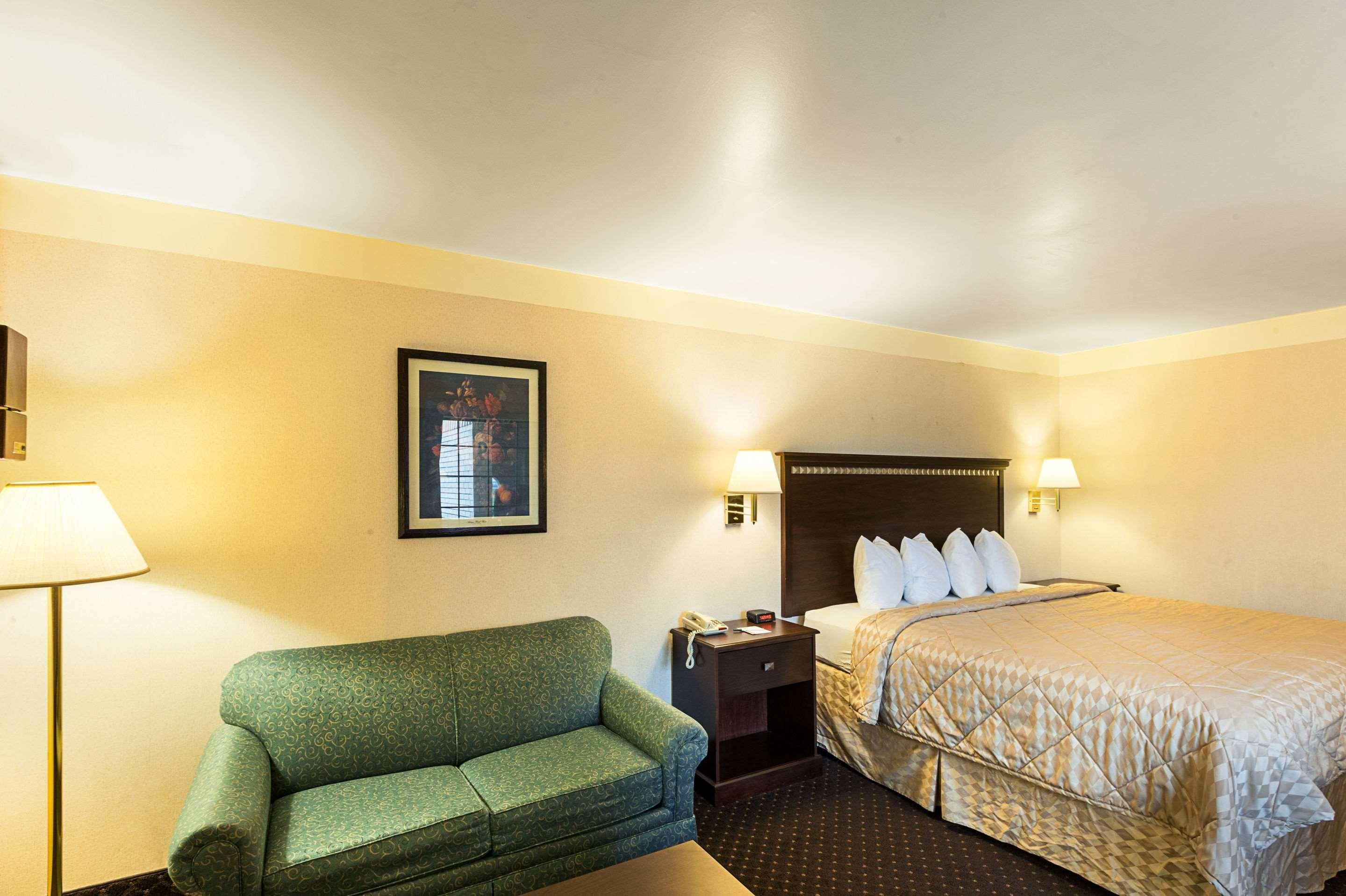 Quality Inn Near Medical Center Сан-Антонио Экстерьер фото