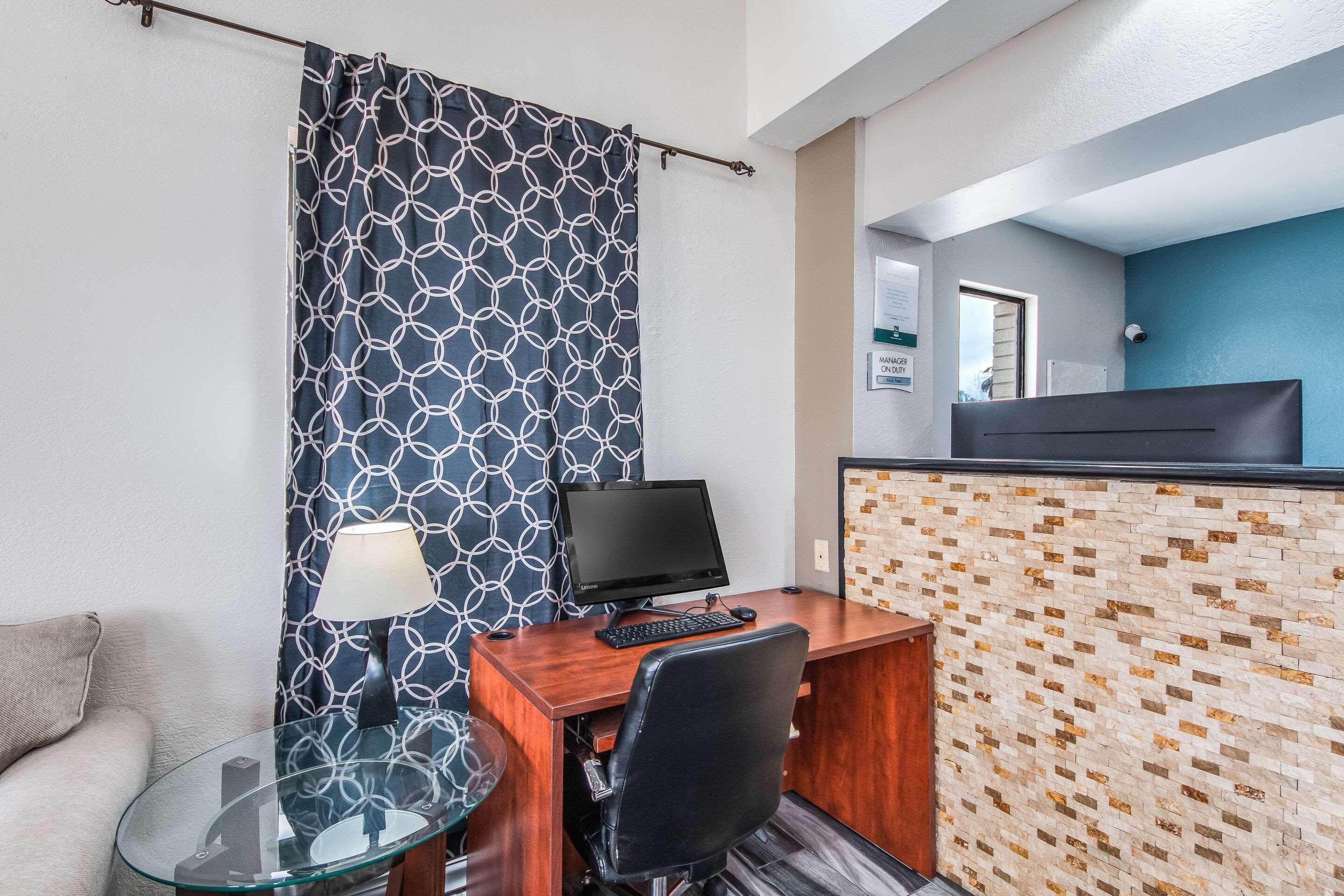 Quality Inn Near Medical Center Сан-Антонио Экстерьер фото